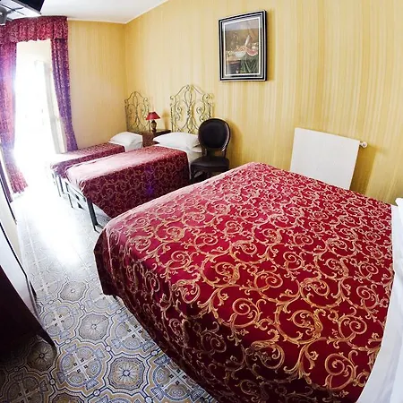 Maria 3* Nápoles