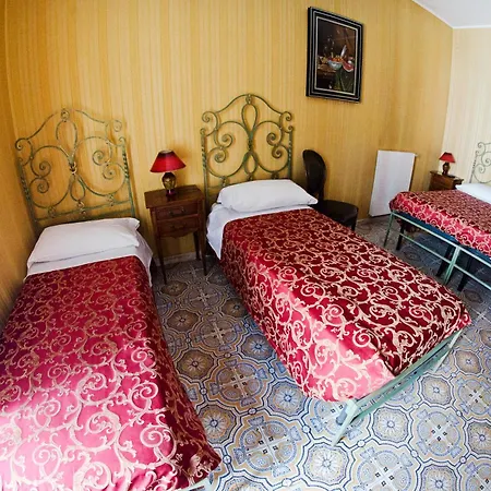 Maria Hotel Nápoles
