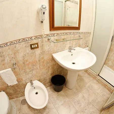 Hotell Maria 3*